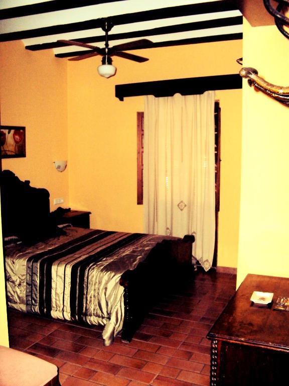 Alojamiento Turistico La Tinaja Requena Room photo