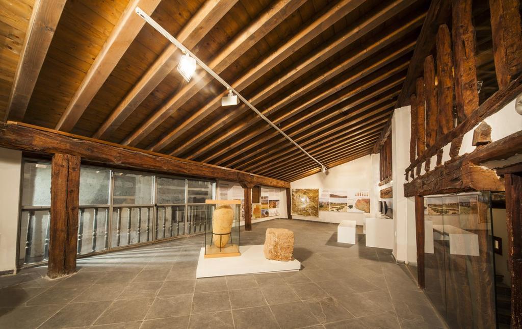 Alojamiento Turistico La Tinaja Requena Exterior photo
